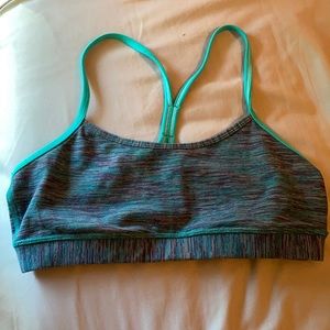 Lululemon sports bra